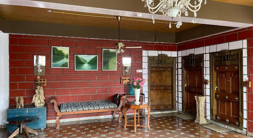 Image of Deluxe Room 13