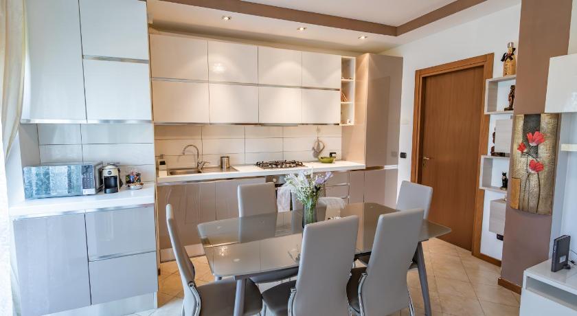 Luxury House con WiFi and free parking