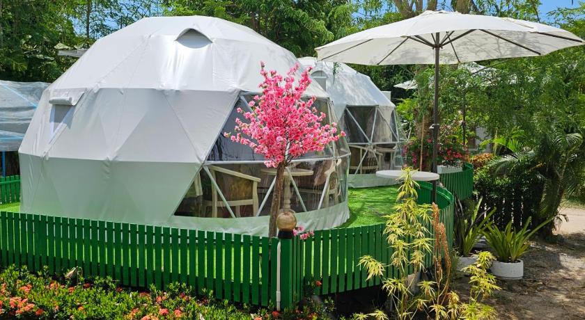 Everest Resort Koh Samui - image 2