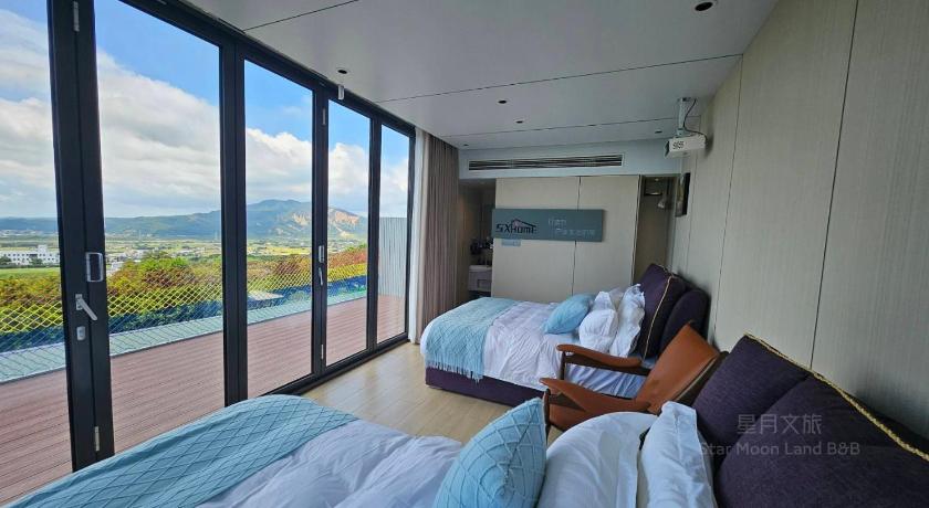 Image of Family Room with Mountain View 3