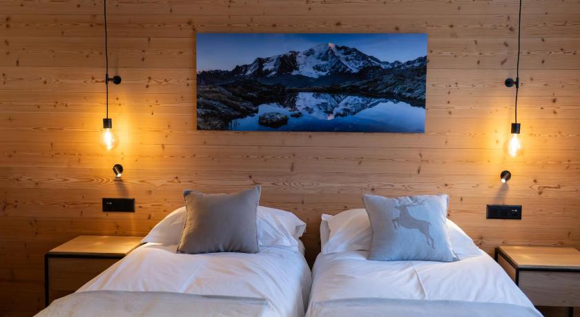 Image of Standard Twin Room 0