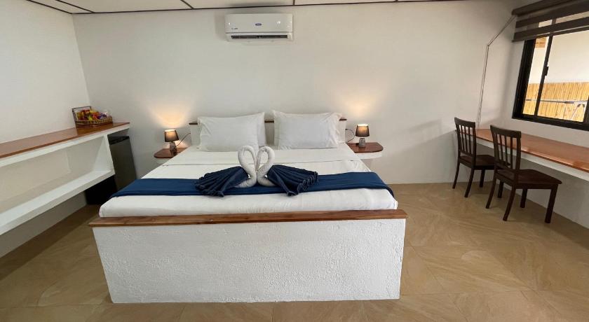 Image of Family Room 3