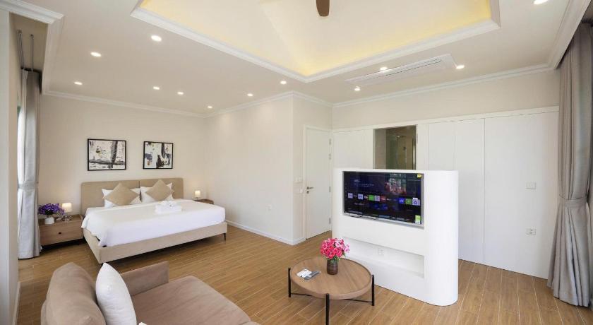 Biệt Thự Có Hồ Bơi Riêng (Villa with Private Pool)