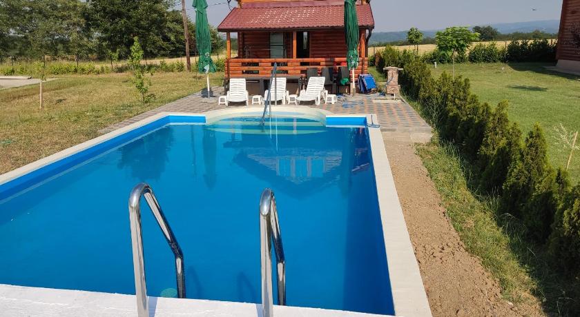 Kuca Pored Sunca