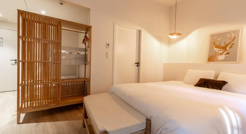 圣吉龙 Hotel La Cachette de Nina- Madame reve - Saint-Girons 酒店 大堂