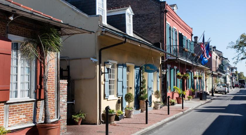 Hotel St. Pierre French Quarter