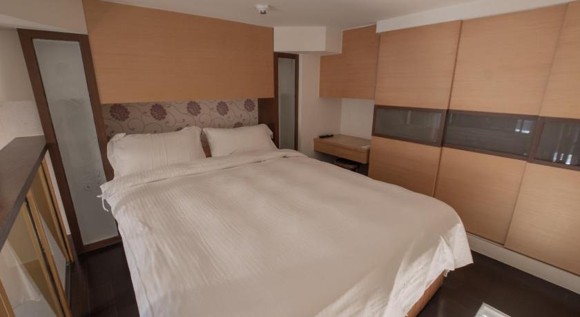 Image of Duplex Double Room 8