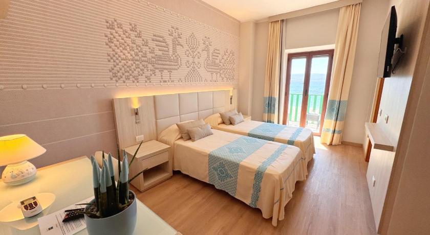 Image of Suite with Sea View 0