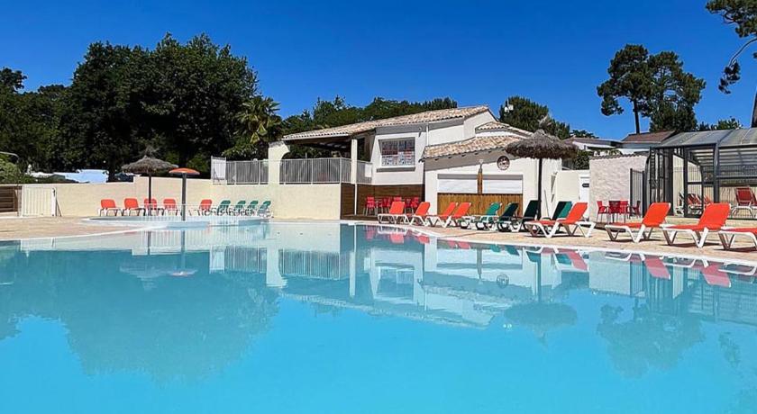 Camping Les Pins de Sel