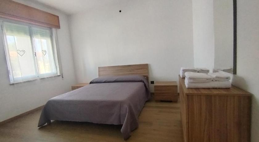 トレスヌラゲス Delfini Apartment 4つ星 ゲストハウス レストラン