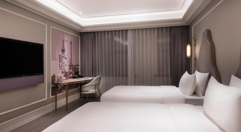 Image of Privilege Room with 2 Single Beds 1