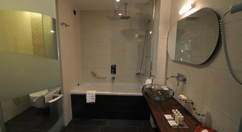 Image of Standard Single Room 4
