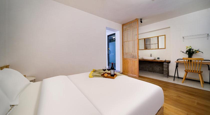 Image of Quadruple Room 1