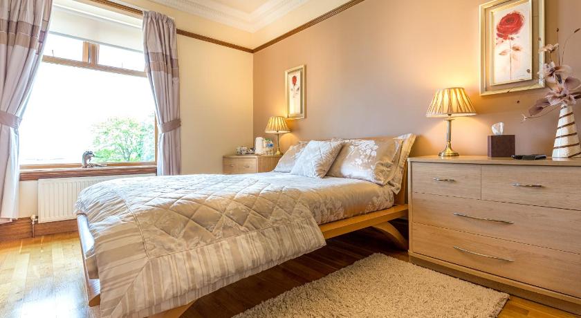 Thornbank House photo