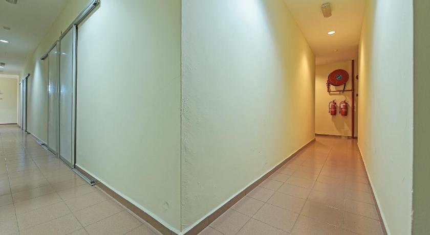 セリマンジュ SPOT ON 91178 Motel Impian 2つ星 ホテル ロビー