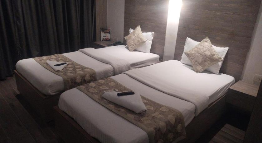 All - Fresco Hotel – Calcutta, IN