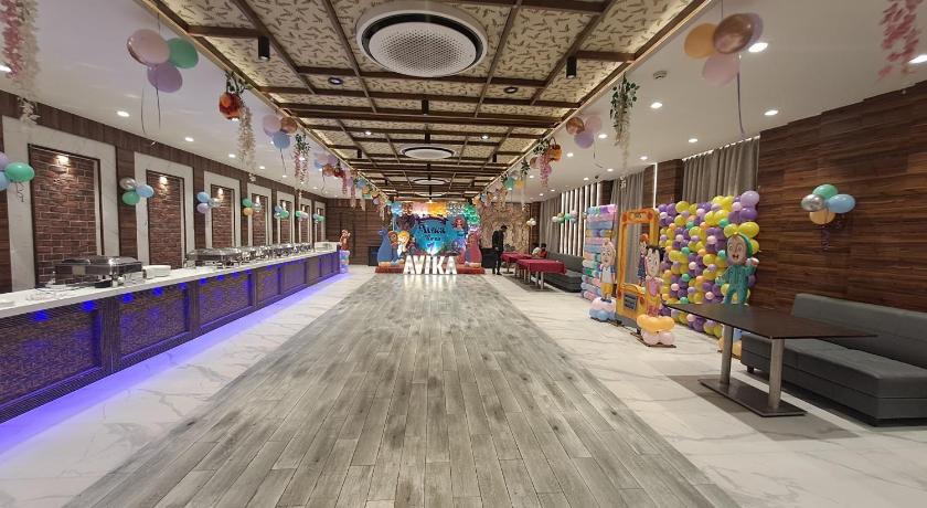 All - Fresco Hotel – Calcutta, IN