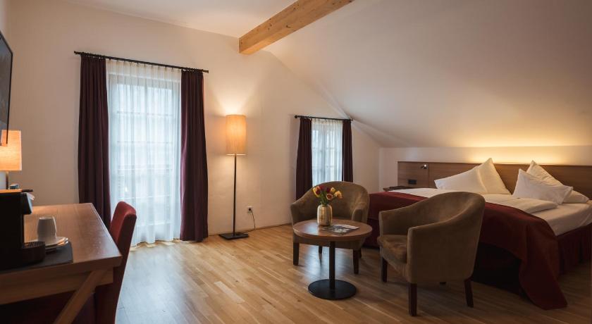 Image of Family Suite Deluxe 3