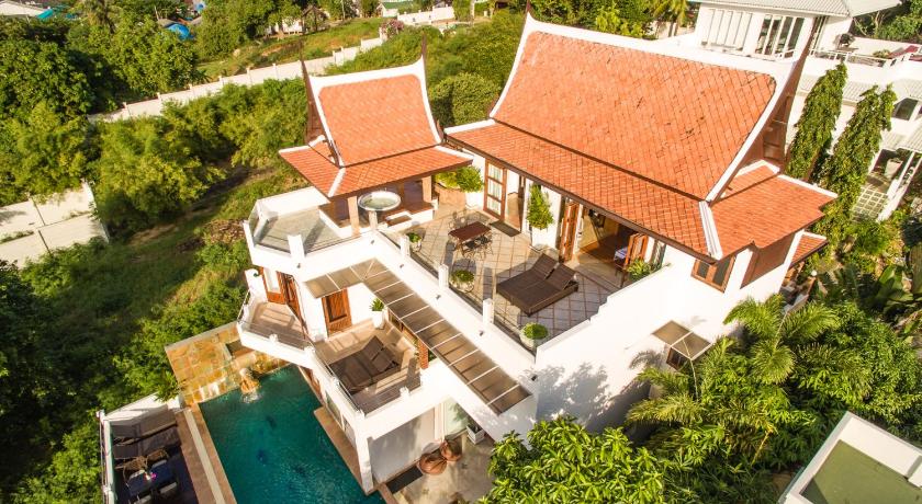 a very nice looking house with lots of windows, Samui Luxury Pool Villa Melitta in Koh Samui