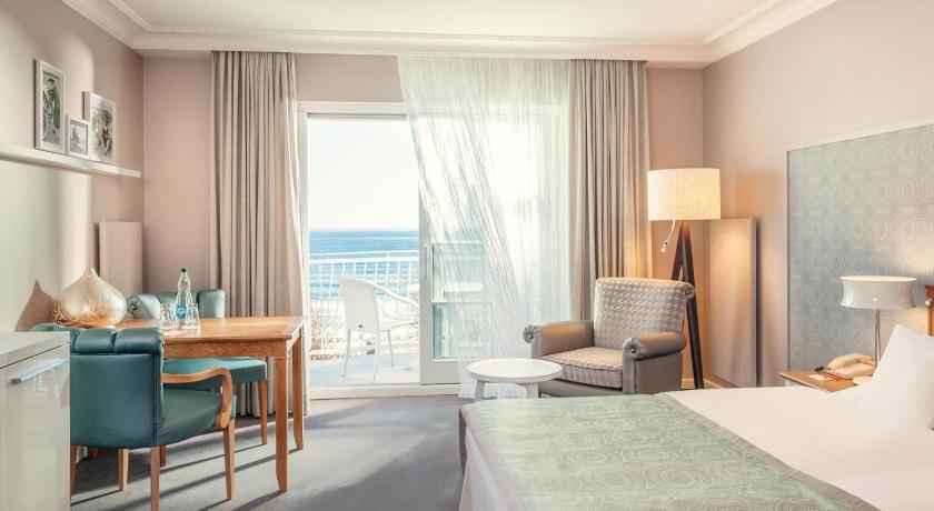 Image of Double Room with Sea View and Balcony 0