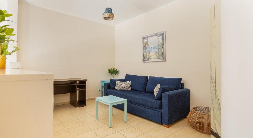 Image of One-Bedroom House 9