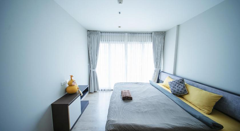 Pattaya THE BASE Sea View Holiday inn Central Pattaya 5-Star Guesthouse restaurant