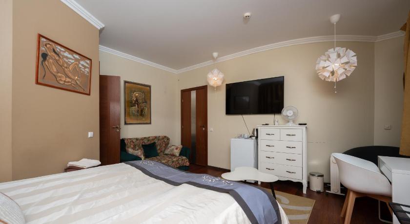 Image of King Room 6