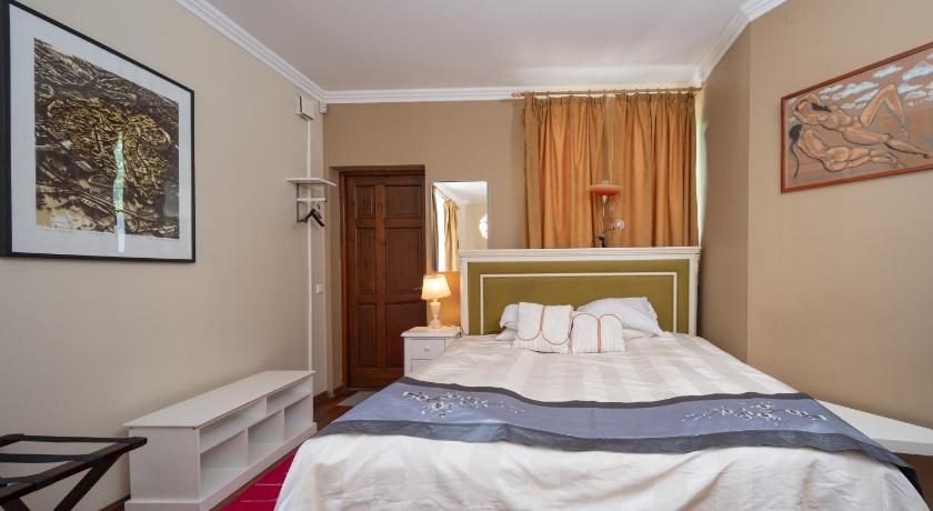 Image of King Room 3
