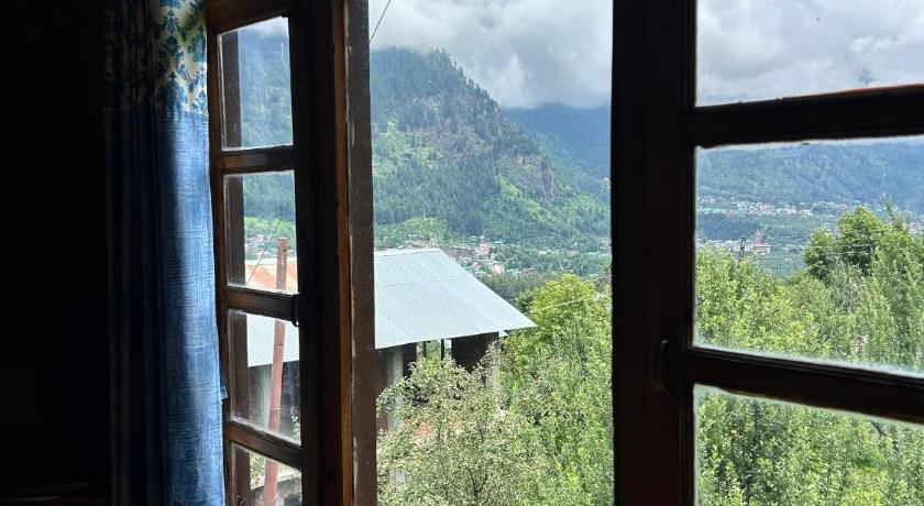 The essence of mountains - מהות ההרים