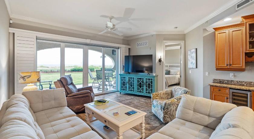 棕榈海岸 Flagler Beach 3BR Gem|Ocean Views + Pool + Hot Tub 4星级 住宿 套房
