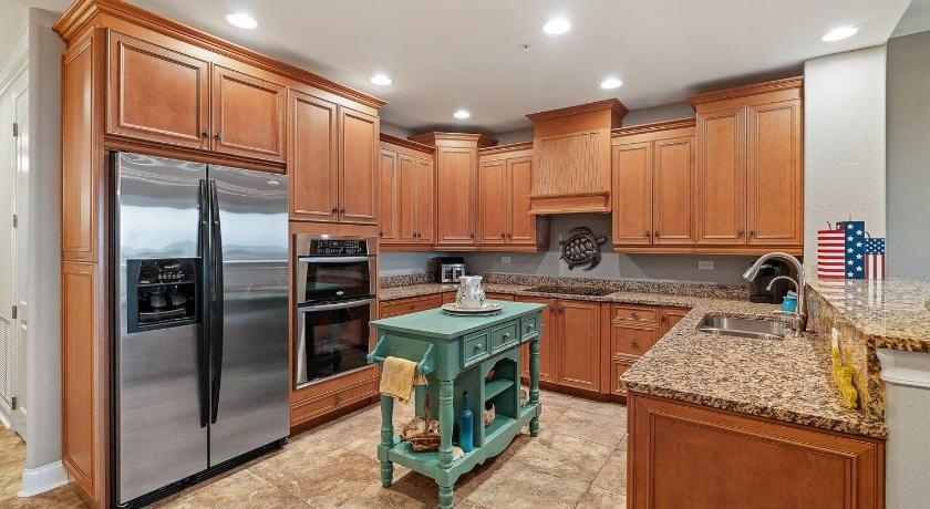 棕榈海岸 Flagler Beach 3BR Gem|Ocean Views + Pool + Hot Tub 4星级 住宿 餐厅