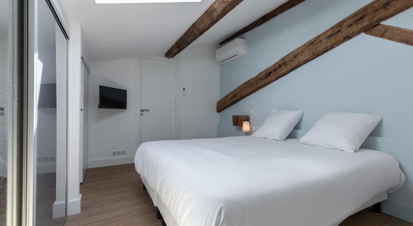 Image of Duplex Apartment 8