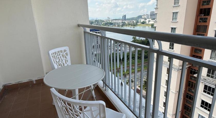 Cozy Stay -UPM APU Bukit Jalil Arena Axiata - image 8