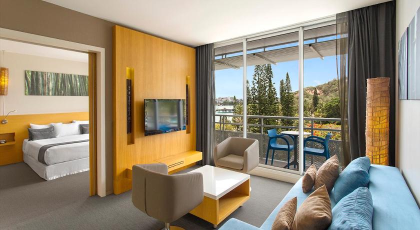 תמונה של Superior 1 bedroom Suite with sofa bed 0