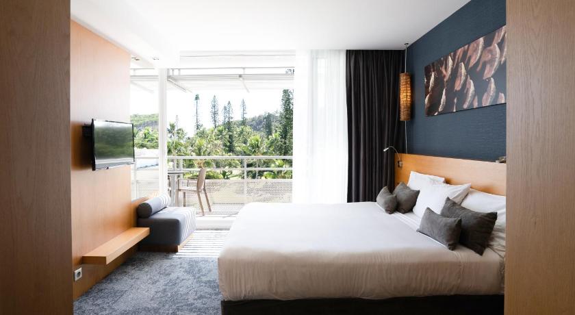 תמונה של Superior 2 bedrooms Suite with sofa-bed 1