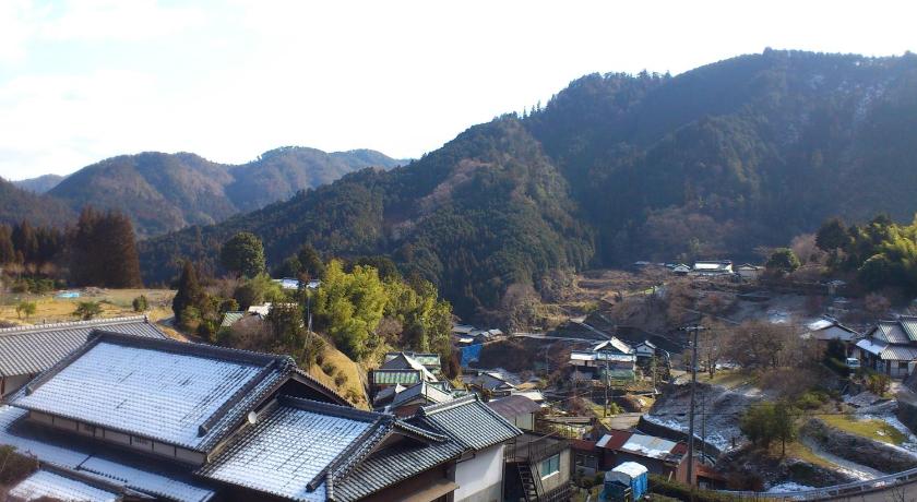 B & B Nishimine photo