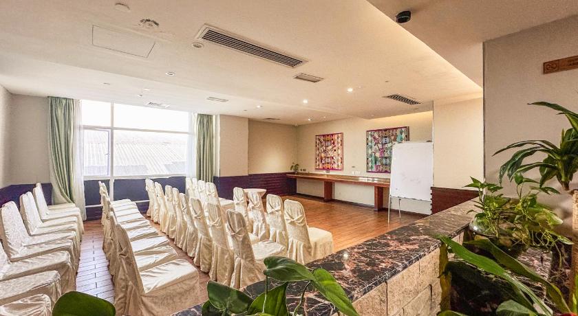The Loft Hostel by Evernent – Miri, WA