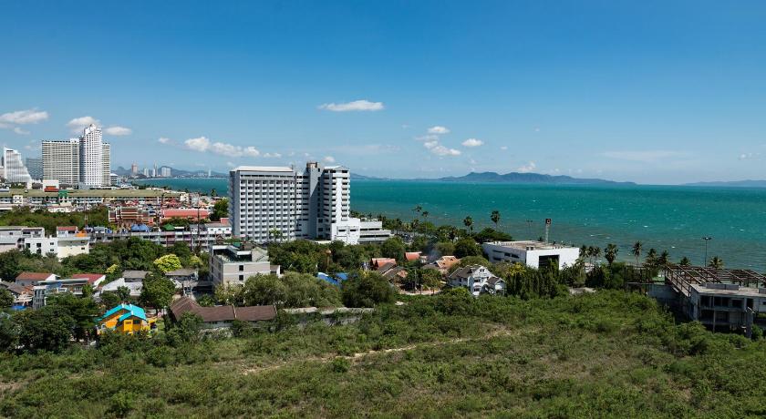 Jomtien Beach Condominium S1 by Olga — Hotel in Pattaya