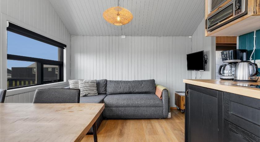 Image of Two-Bedroom Cottage with Hot Tub 0