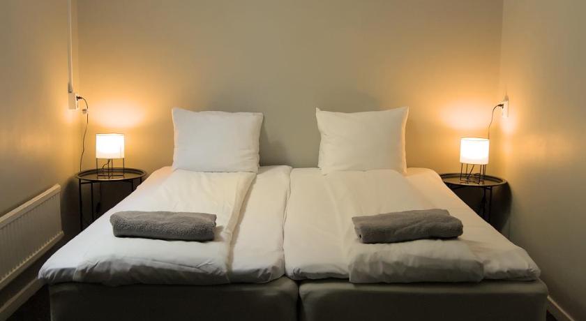 Bild av Dubbelrum med delat badrum - Utan fönster (Double Room with Shared Bathroom - No Window) 4