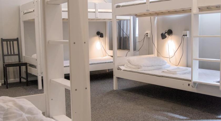 Bild av Bädd i blandad sovsal med 8 sängar (Bed in 8-Bed Mixed Dormitory Room) 0