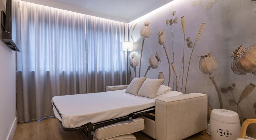 HA Aparhotel RETIRO Suites - image 7