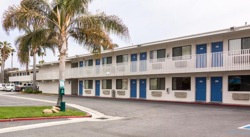 Motel 6-Ventura, CA - Beach