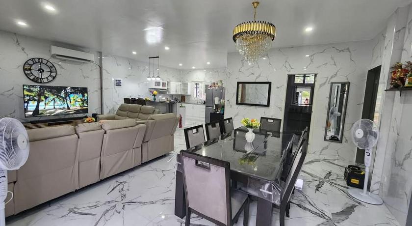 세부 Stargazers Luxury Condo Complex apartments 4성급 호텔 객실