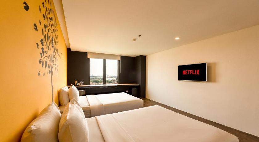 Image of Executive Twin Room 9