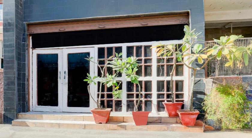 Townhouse Lashkar Gwalior - image 13