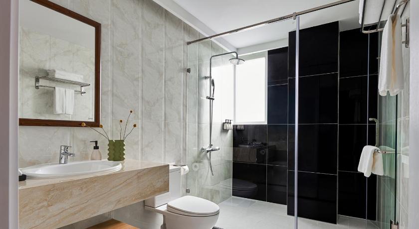 Image of Deluxe Room 2