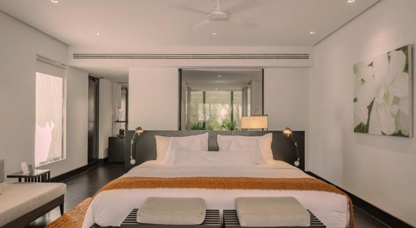 プーケット Twinpalms Surin Beach Phuket 5つ星 ホテル スイート