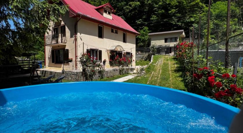 Casa Trei Brazi