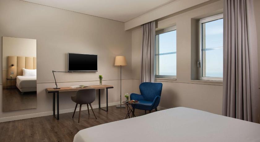 Image of Superior XL Double Sea View 7